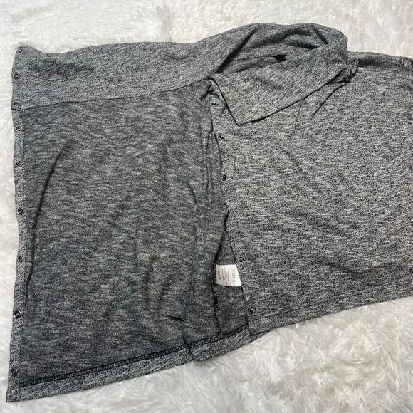 Eddie Bauer Sweater Womens Size XS Gray Wrap Shawl Snaps Long Sleeve - Picture 5 of 10